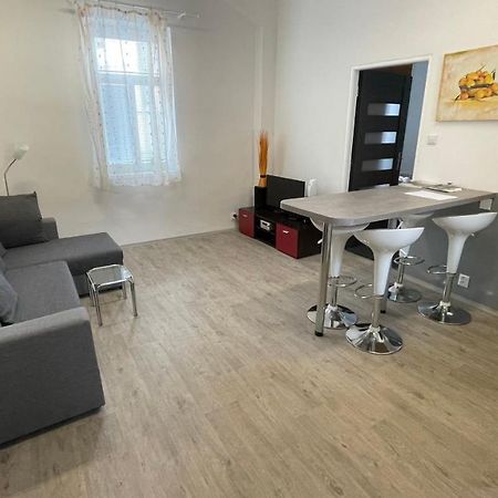 U Byvale Posty Lägenhet Decin Exteriör bild